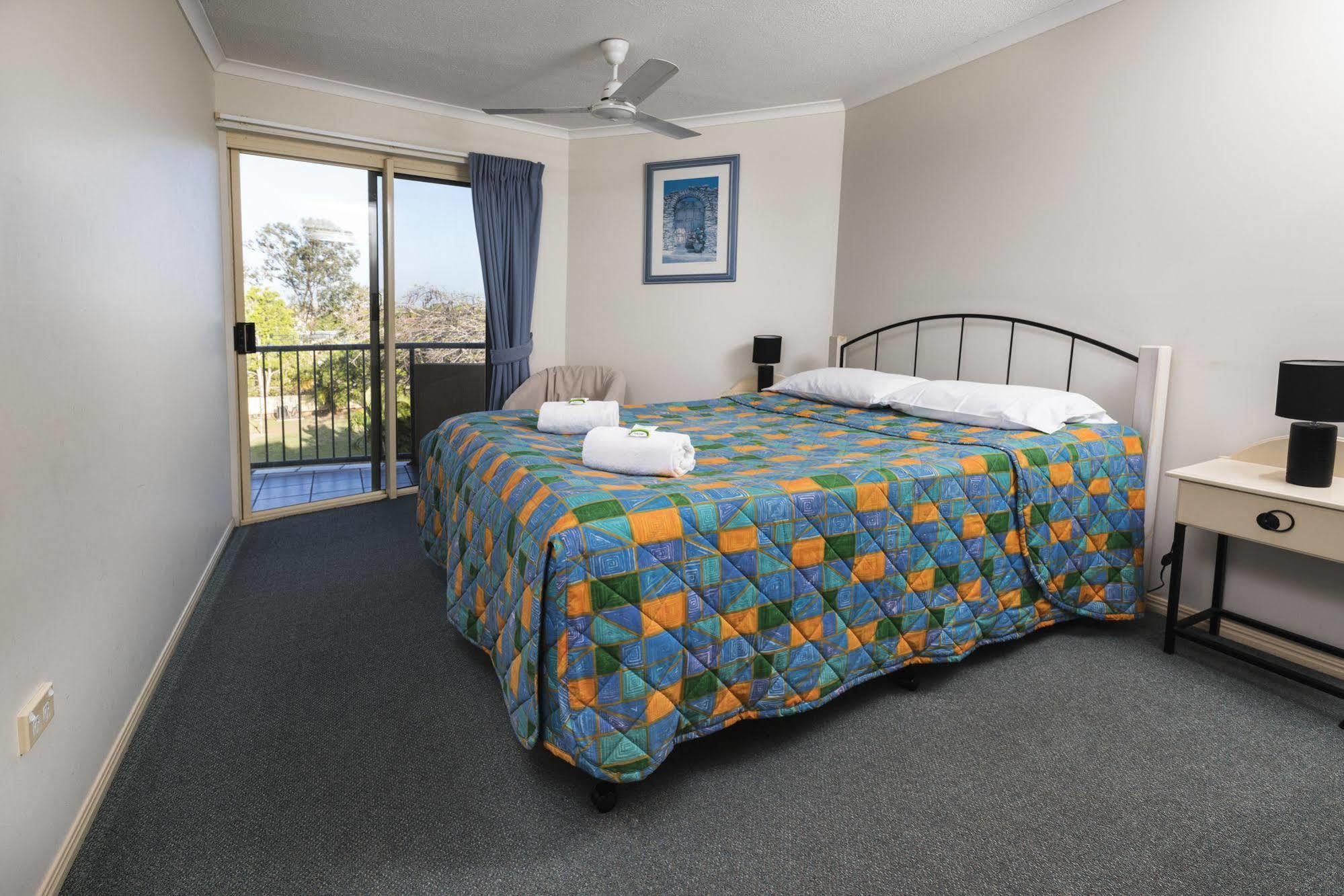 Alexander Beachfront 4* Hervey Bay